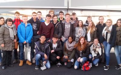 Schüler vom Willstätter Gymnasium (Nürnberg) zu Besuch im Bundestag